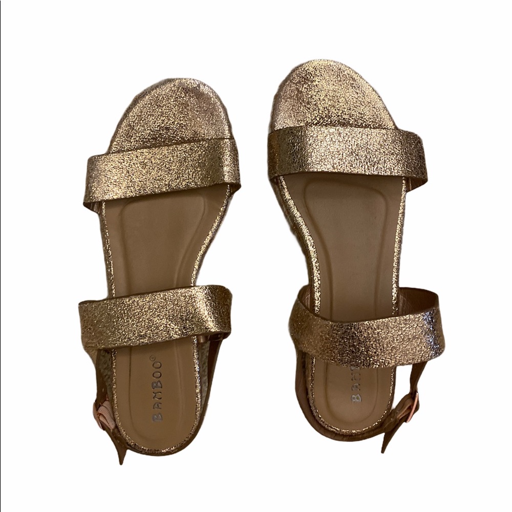 Trendy platform gold Sandles